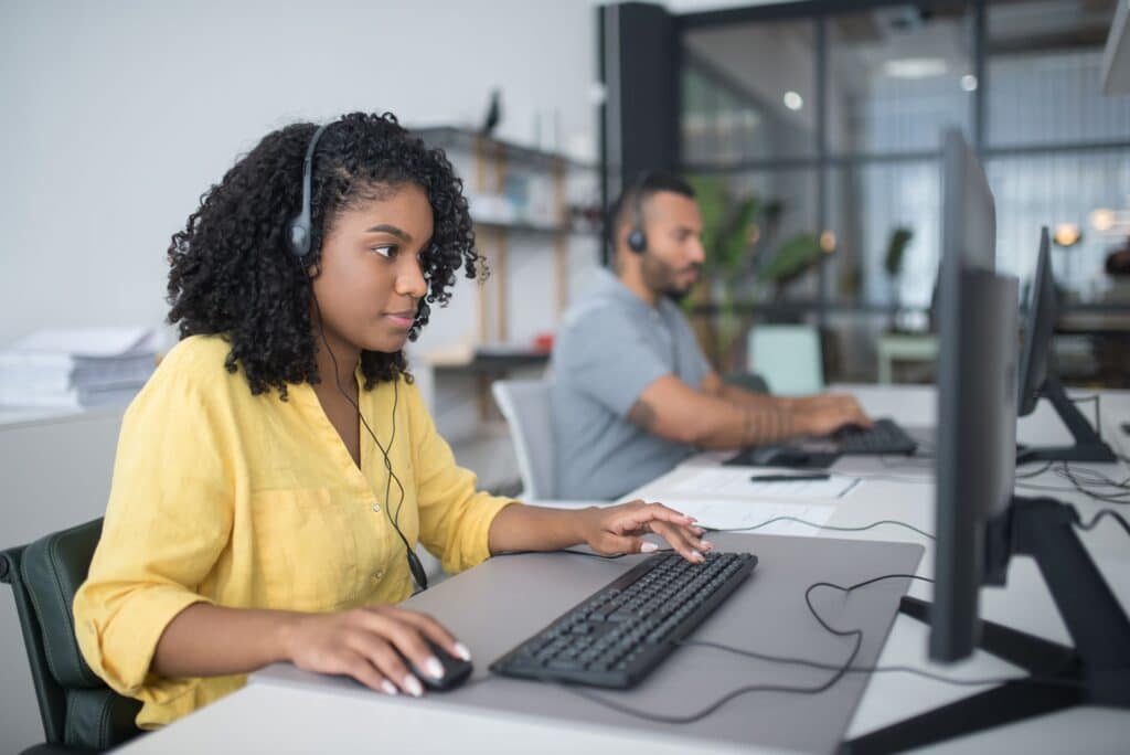 Como fidelizar clientes com atendimento integrado em uma central de atendimento omnichannel.